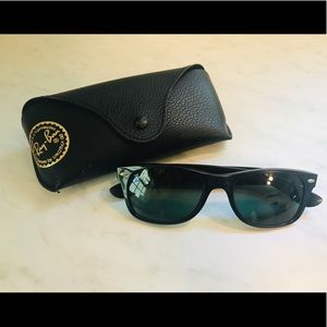 Ray-Ban New Wayfarer Black Sunglasses